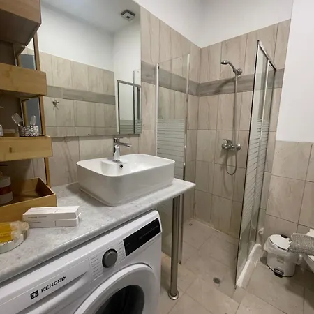 Aiolos Chania Center Luxury Near The Garden Hanya