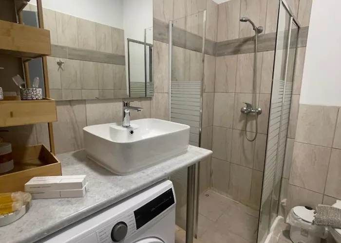 Aiolos Chania Center Luxury Near The Garden Ханья