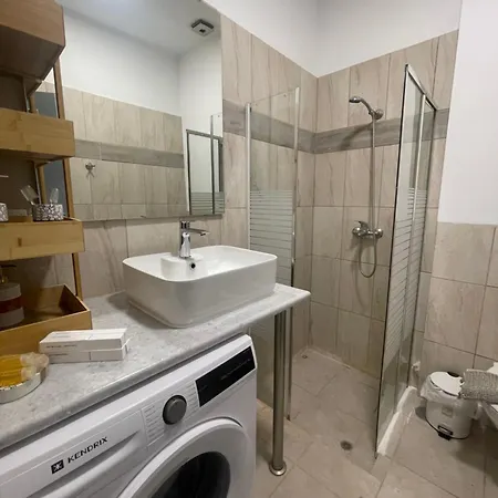 Aiolos Chania Center Luxury Near The Garden Apartment *
